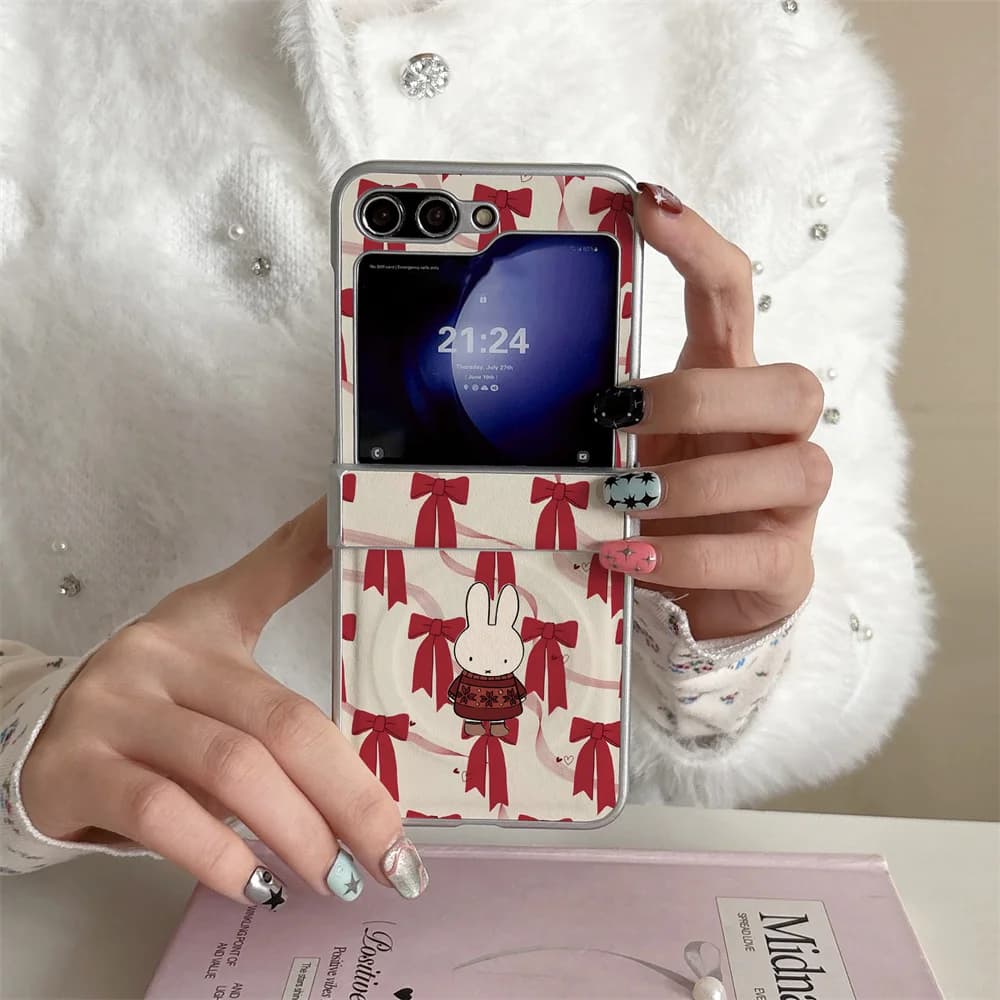 Korean Bow Miffy Rabbit Cute Phone case for Samsung Galaxy Z Flip7 7FE 6 5 4 Flip6 Flip5 Flip7 6 Cover With Magnetic Fundas Capa