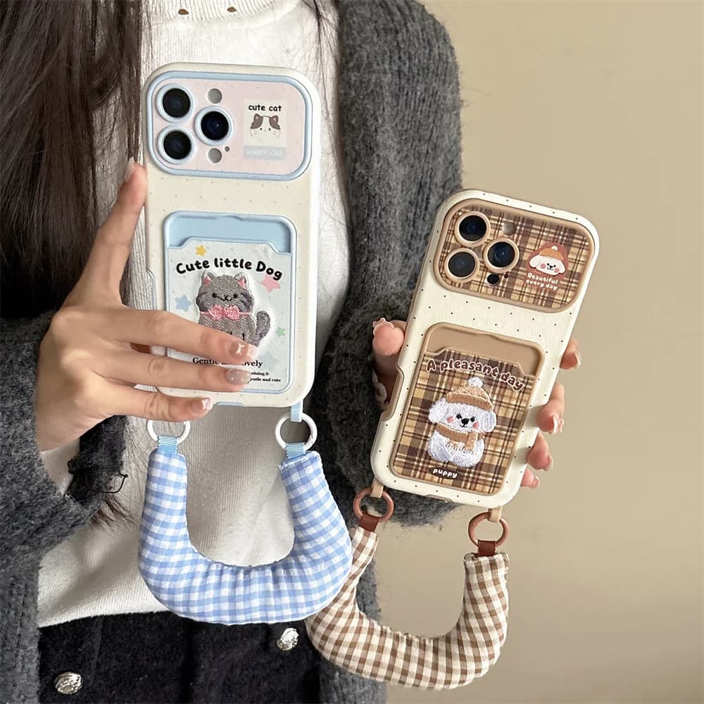 New embroidered puppy and kitten wristband suitable for iPhone 17 Pro, 13, 14, 15, 16 Pro Max, with anti fall protection