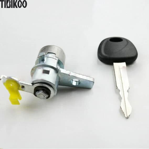 Car  Door Lock Cylinder for Kia Cerato Left  Door Main Driving Door Lock Core Auto Door Lock Cylinder