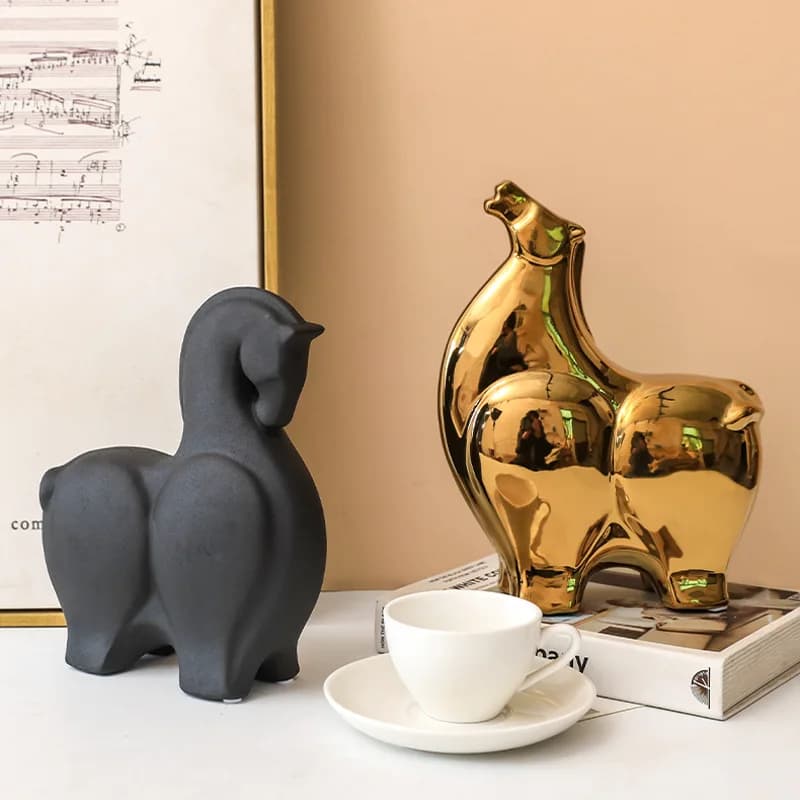 Nordic Ceramic Horse Statue Animal Figurine Animal Sculpture Home Decoration For Interior Home Office Desktop Decoration Gift