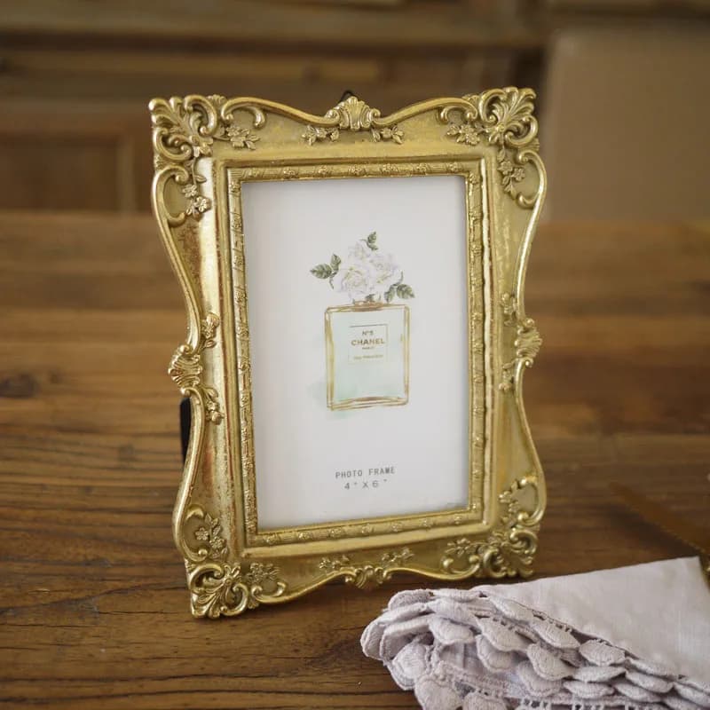 European Style Retro Old Carved Oval Resin Photo Picture Frame