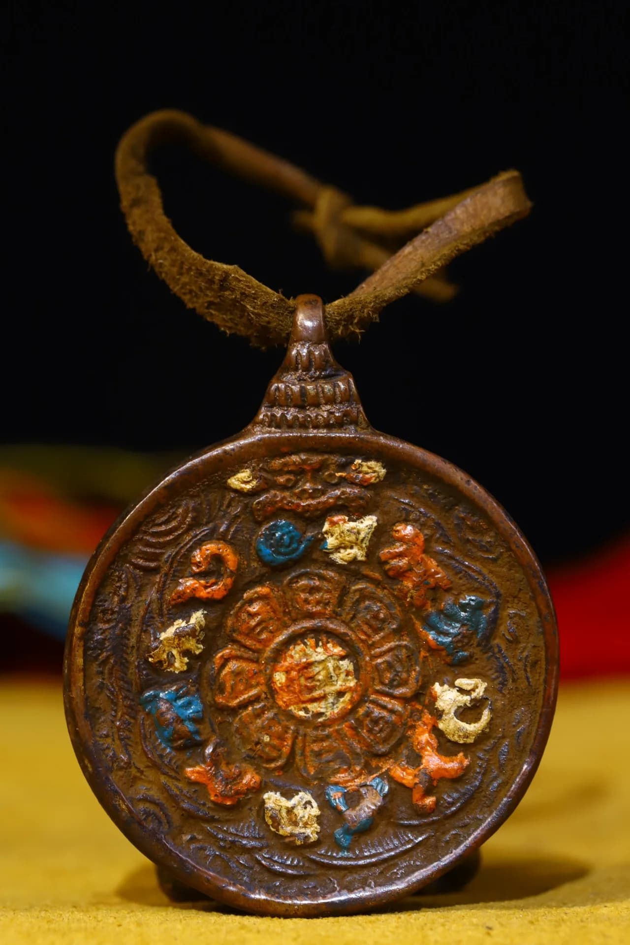 2"Tibetan Temple Collection Old Bronze Painted Nine legged Eight Trigrams Four-armed Mahakala Buddha Pendant Amulet