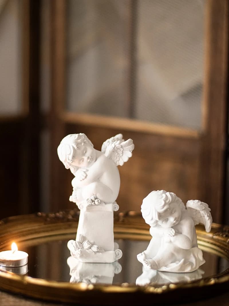 Nordic Simple Resin Angel Tabletop Ornaments, Retro Props, Decorative Sculpture, Modern Home Decoration Accessories