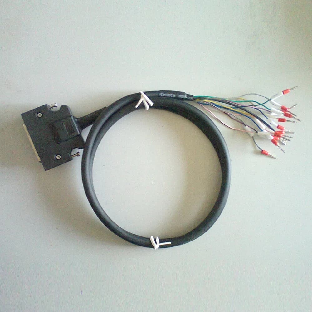 Gold-plated plug MR-CCN1 / MR-J2CN1 with cable 6SL3260-2MA00-0VA0 pin out cable 0.5m 1m 1.5m 2m 3m