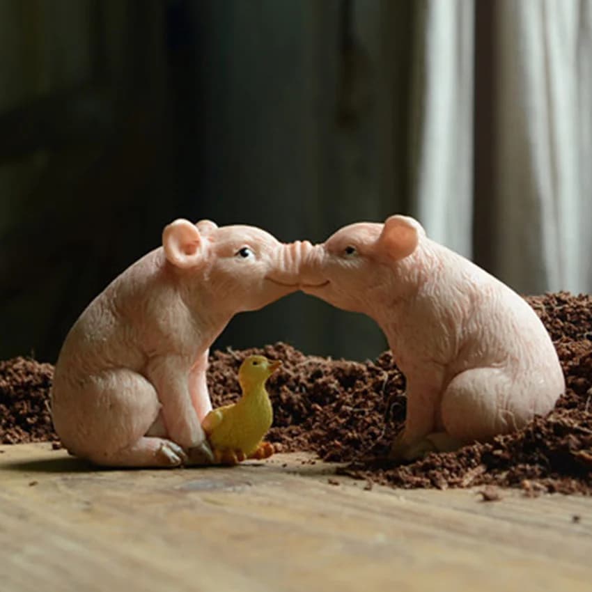 Mini Pig and Baby Resin Crafts, Miniature Figurines and Miniatures, Fairy Garden Accessories, Home Decoration, Birthday Gifts