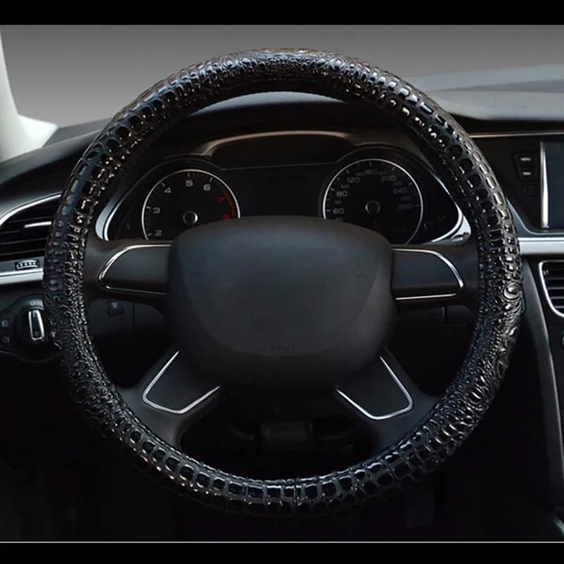 Luxury Crocodile Grain Leather Car Steering Wheel Cover Universal Sport Cute Handle Case For Men Auto Interior Accessories Blue