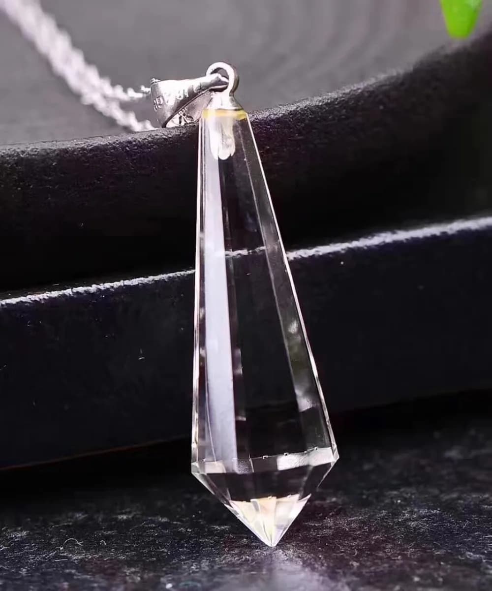 Natural Clear Quartz Crystal Point Spirit Pendulum Healing Stones for Gifts