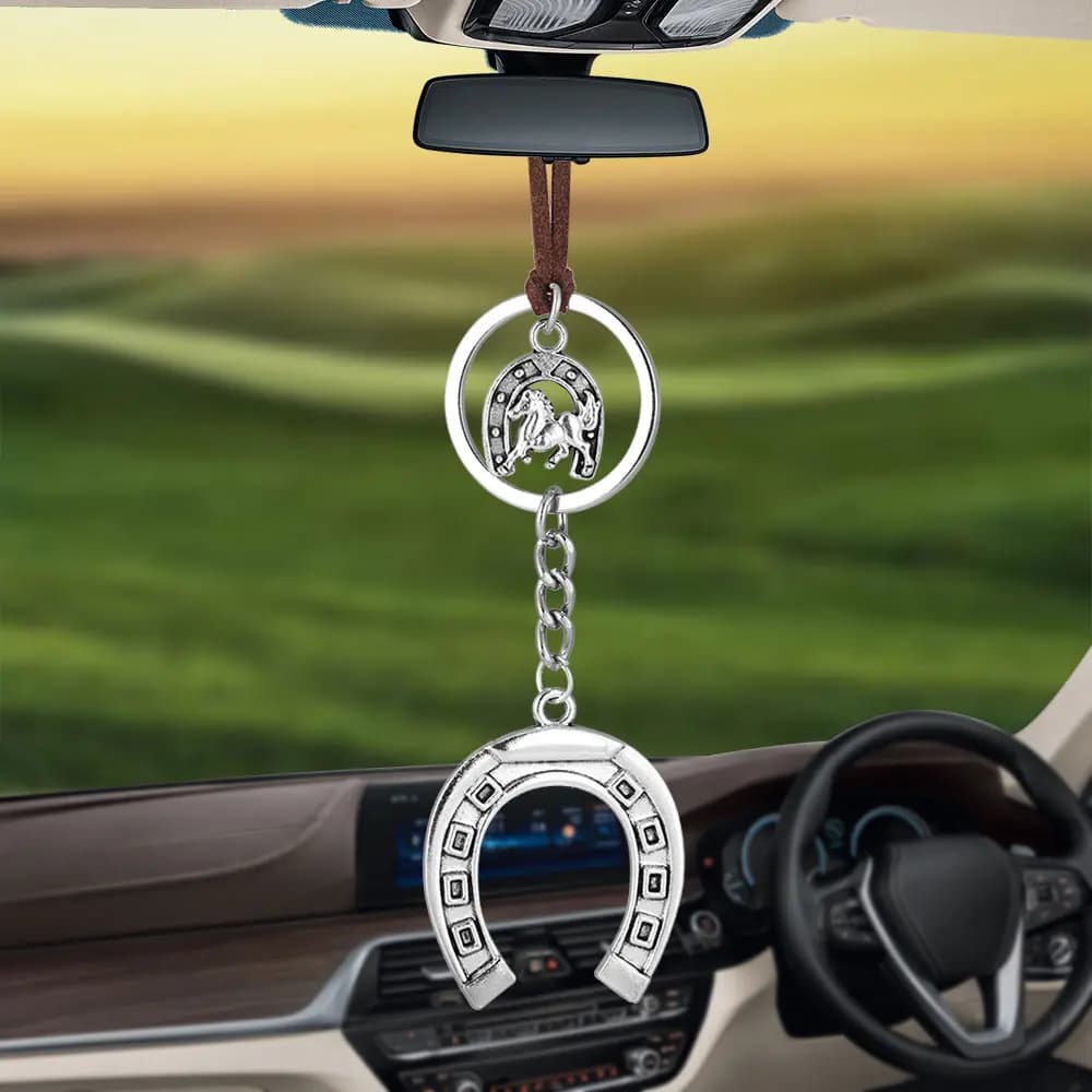 Car Pendant Ornaments Russia House Horseshoe Interior Rearview Mirror Decoration Hanging Decor Lucky Family Gift Car Accessories