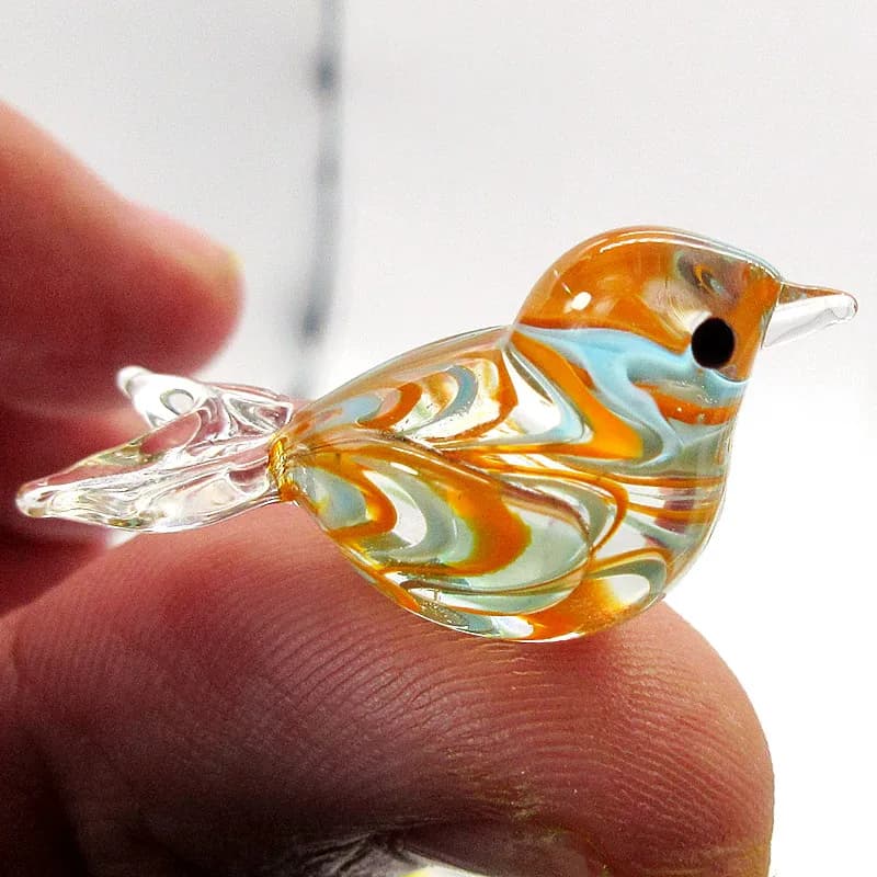 Custom New Handmade Mini Hook Wire Feather Design Glass Bird Figurine Easter Lovely Small Animal Ornament Home Decor Accessories
