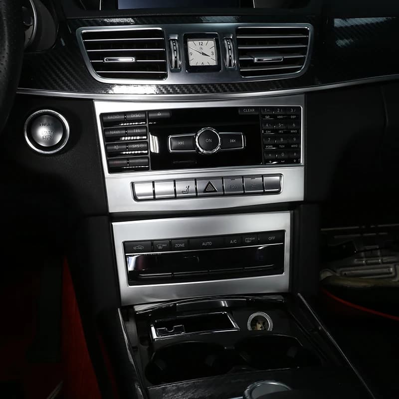 Carbon Fiber Car Center Console Air Conditioning CD Panel Decoration Trim For Mercedes Benz E Class W212 2014-15 Car Accessories