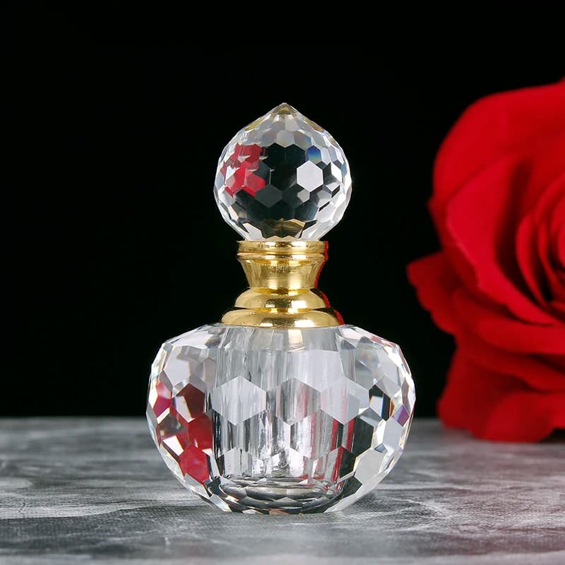 K9 High Quality Crystal Perfume Bottle Empty Refillable 1ML Crystal Glass Essential Oil Bottle Travelling Gift Wedding Favors