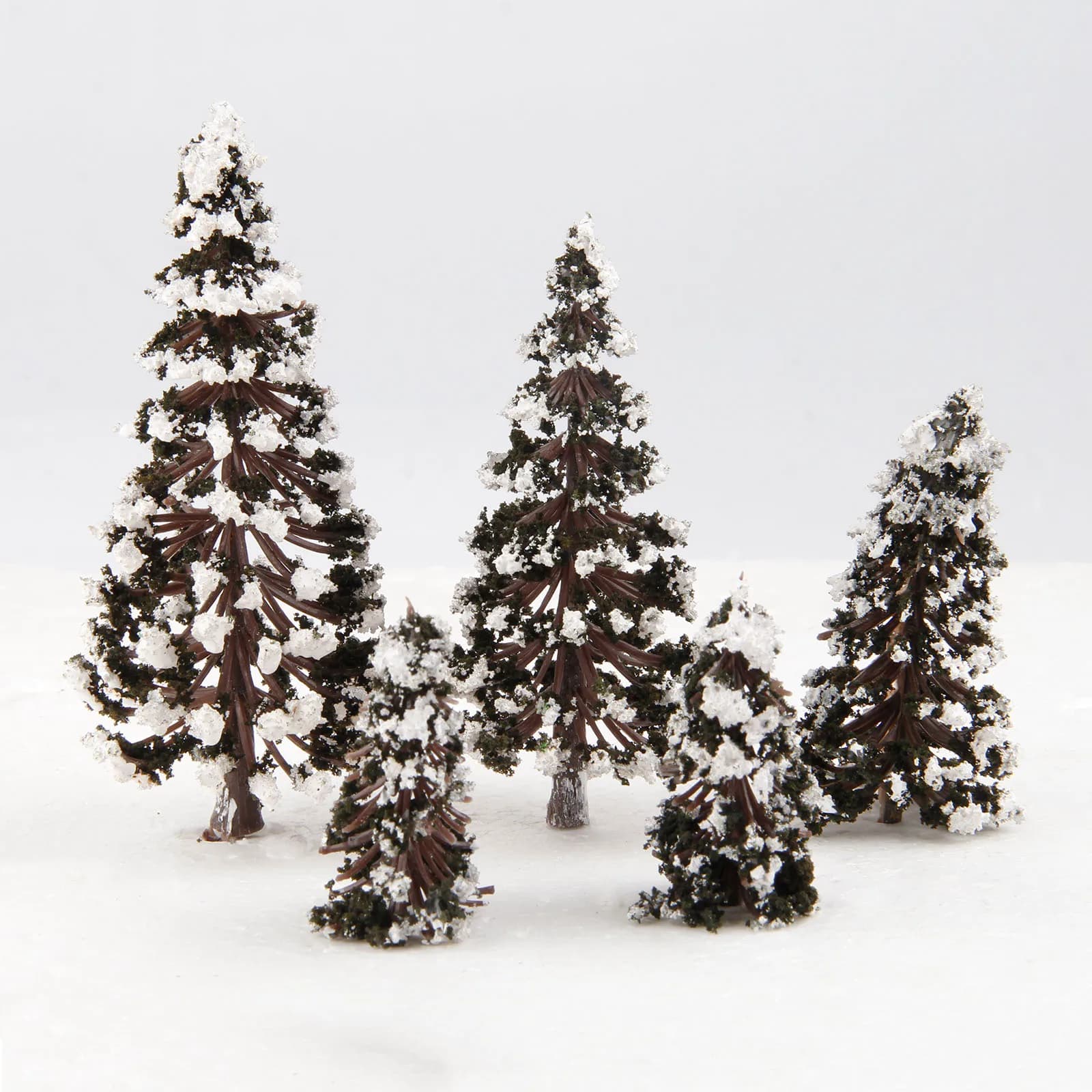 16Pcs Mixed Scale Model Cedar Trees with Snow Diorama Train Railway Winter Scenery Height 6/8/10/12cm Each 4Pcs