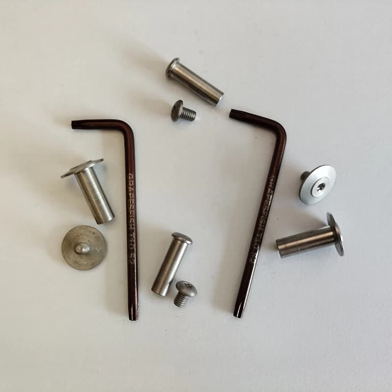 1 Full Set CNC Machined Custom Axis Spindle Screws Mod Replacement Parts for Leatherman Surge Pliers Tools With T10 Torx Wrench