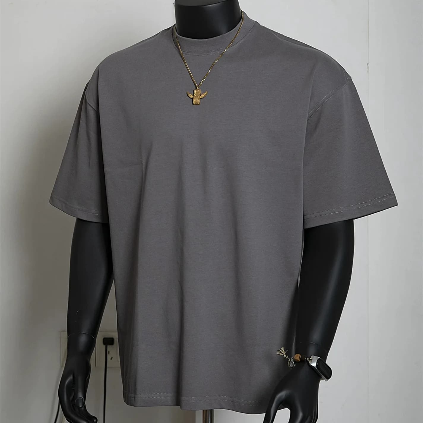 400G Heavy Cotton American Small Neckline Short-sleeved Men's 2026 Summer New Loose Casual Basic Solid Color T-shirt Top