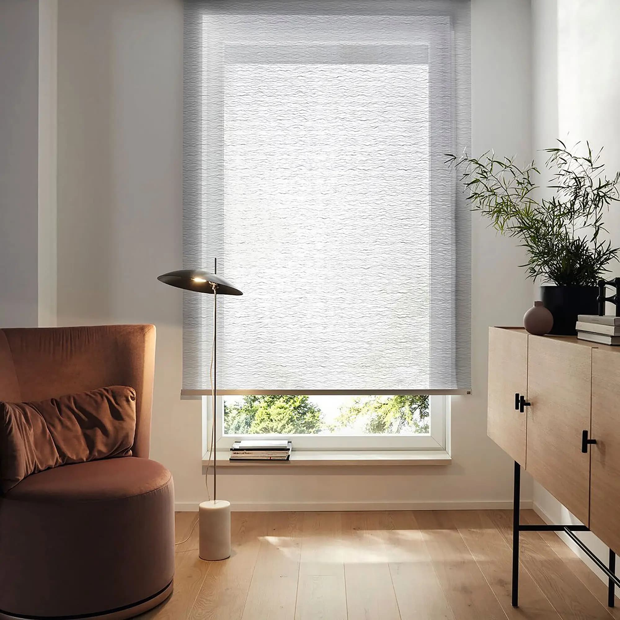 Elevate Your Smart Home! Premium Motorized Blackout Blinds. App/Voice Control, Sun & Privacy Protection. Easy DIY Installation.