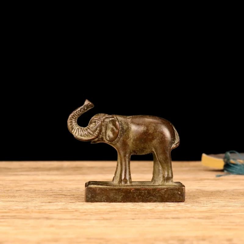 Alloy Animal Ornament Antique Bronze Elephant with Raised Nose Seal Decoration