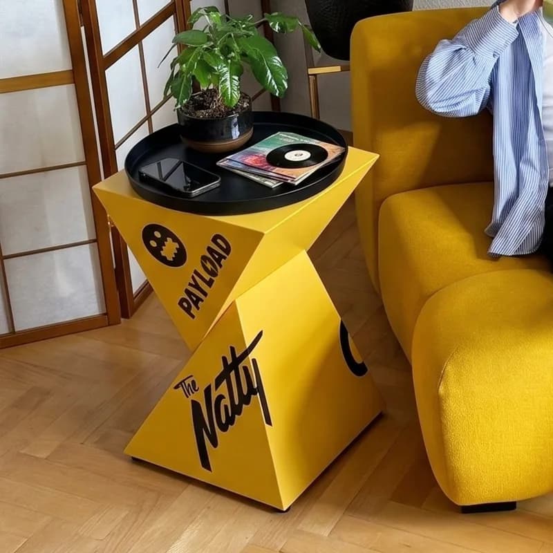 Designer Metal Side Tables Dopamine Cool Entryway Colorful End Table Cartoon Funky Stolik Boczny Do Kanapy Room Furniture