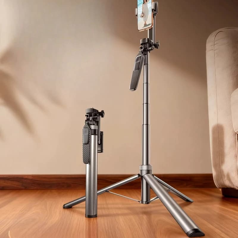Selfie stick, mobile phone camera stand, universal floor tripod, 360° rotation photography, selfie vlog shooting artifact, anti