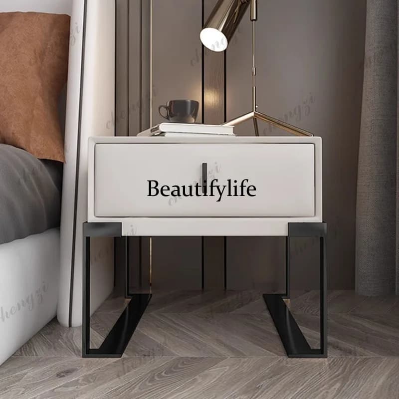 A68 Italian Storage Gray Nightstands Classic Gold Unique Modern Bedside Table Drawer Modern Narrow Mesitas De Noche Room Furnitu