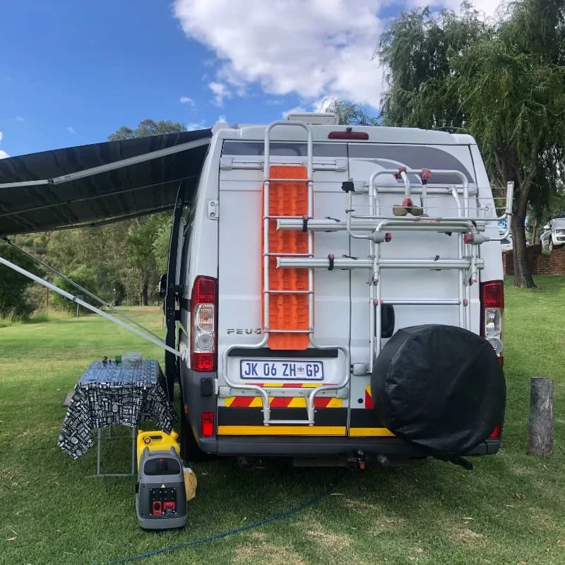 RV ladder, back door ladder Chase ladder, smooth ladder Spencer ladder modification