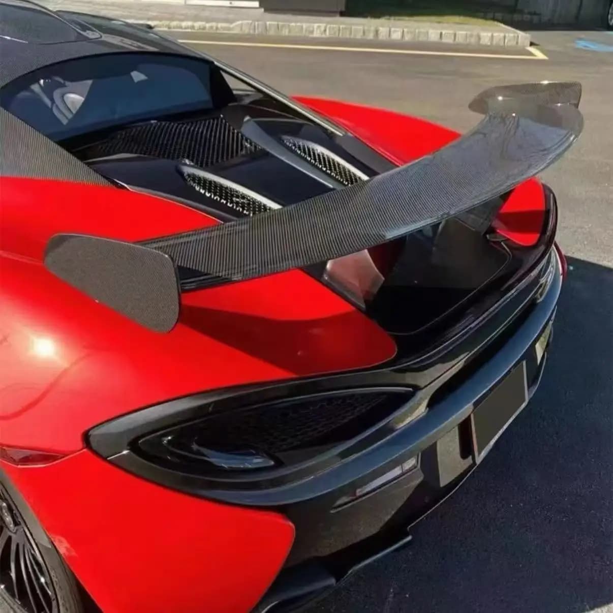 Hot Sale Carbon Fiber  Style Rear Trunk Tail Wing for Mclaren 570s 570gt 540c Rear Spoiler