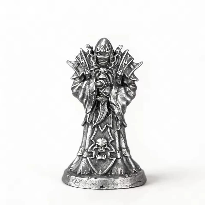 Metal White‑Copper Undead Warrior Monster Miniature, Hand‑Crafted Desktop Ornament, Tabletop Wargame Chess Figure Home Decor