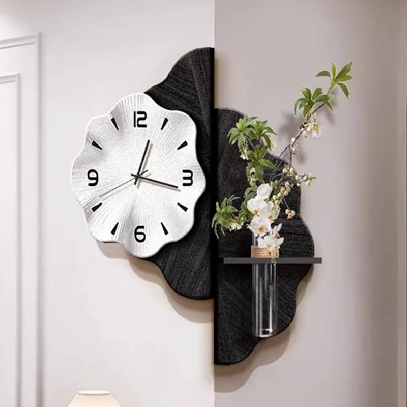 T*-Interior Minimalist Wall Clocks Romantic Light Luxury Fashion Design Clock Wall Silent Xenomorph Reloj Pared Room Decorations