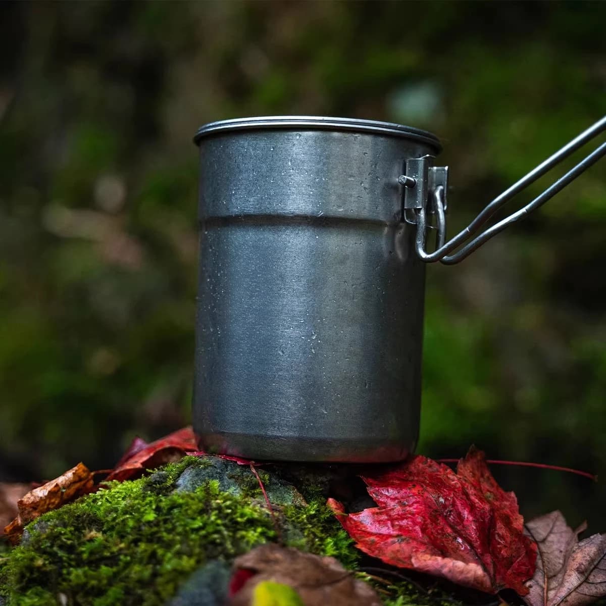 Retro stainless steel single pot outdoor camping cooker Hiking boiled instant noodles 1L cup with lid