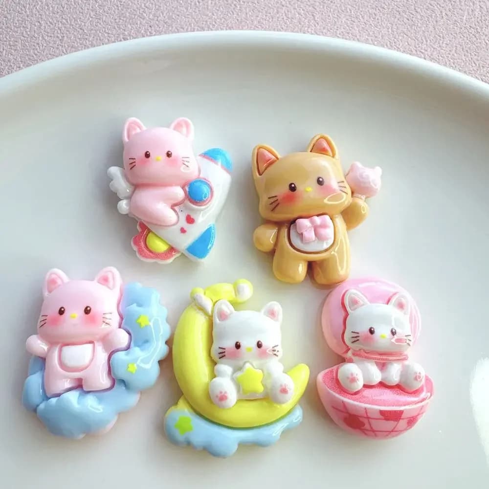 New Kawaii Cartoon Space Cat Resin Flatback Cabochon Pendant for DIY Clogs Fridge Magnet Phone Case Decoration Scrapbook Craft