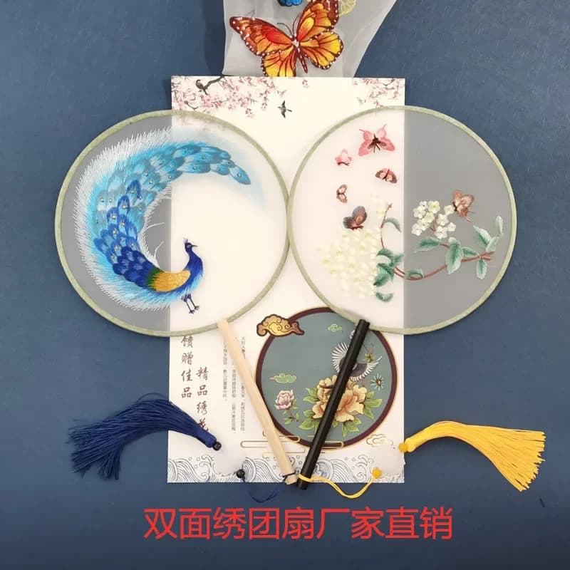 Double-sided Embroidery Peacock Ginkgo Biloba Lotus Fox Persian Cat Tassels Wood Handle Hand Circular Fan Chinoiserie Craft Prop