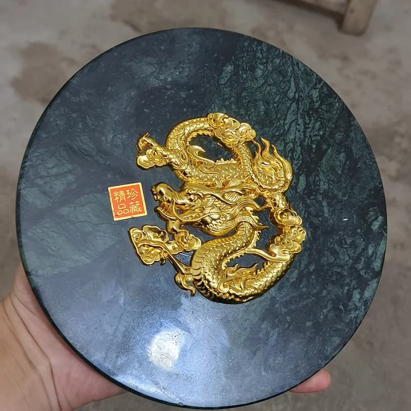 Manufacturer wholesale of medicinal stone and crafts, home decorations, auspicious dragon jade plate ornaments, live supply
