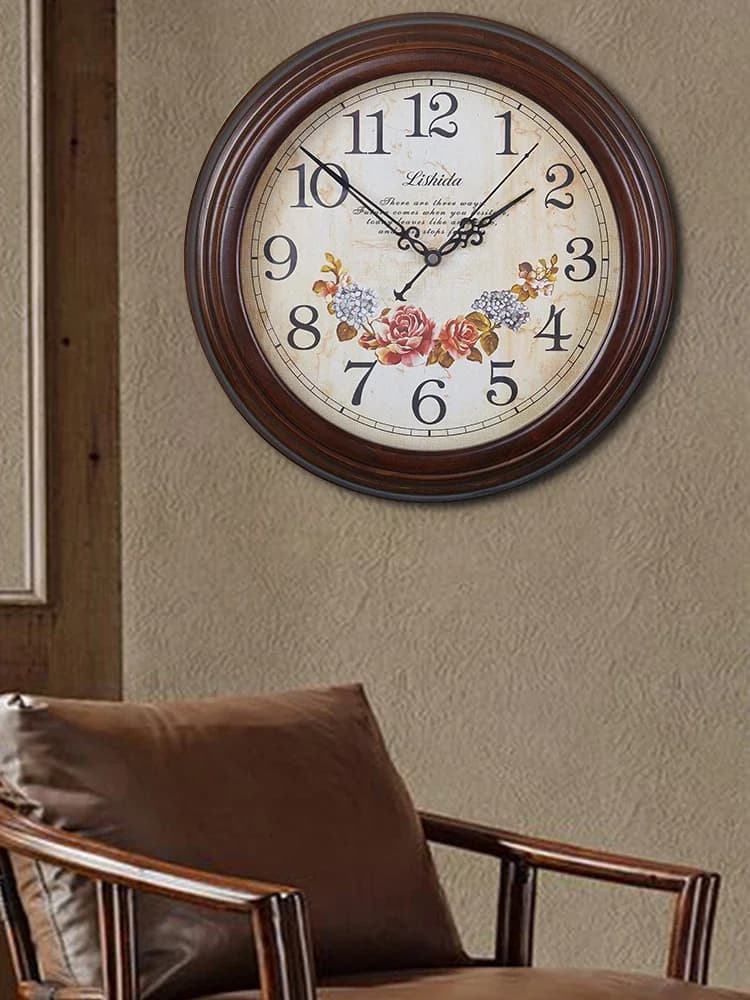 #v* forThe product can be customized.Solid wood European silent living room wall clock American retro wooden clock fashion