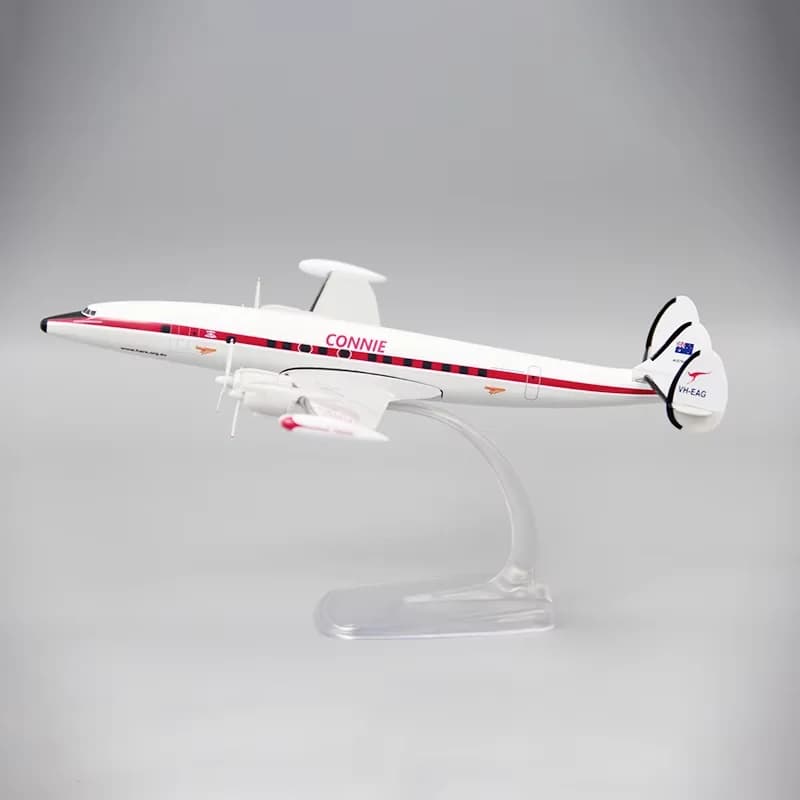 1:125 Scale QANTAS CONNIE Lockheed L1049 L-1049 Airlines ABS Plastic Airplane Model Toy Collectible Aircraft Plane for Display