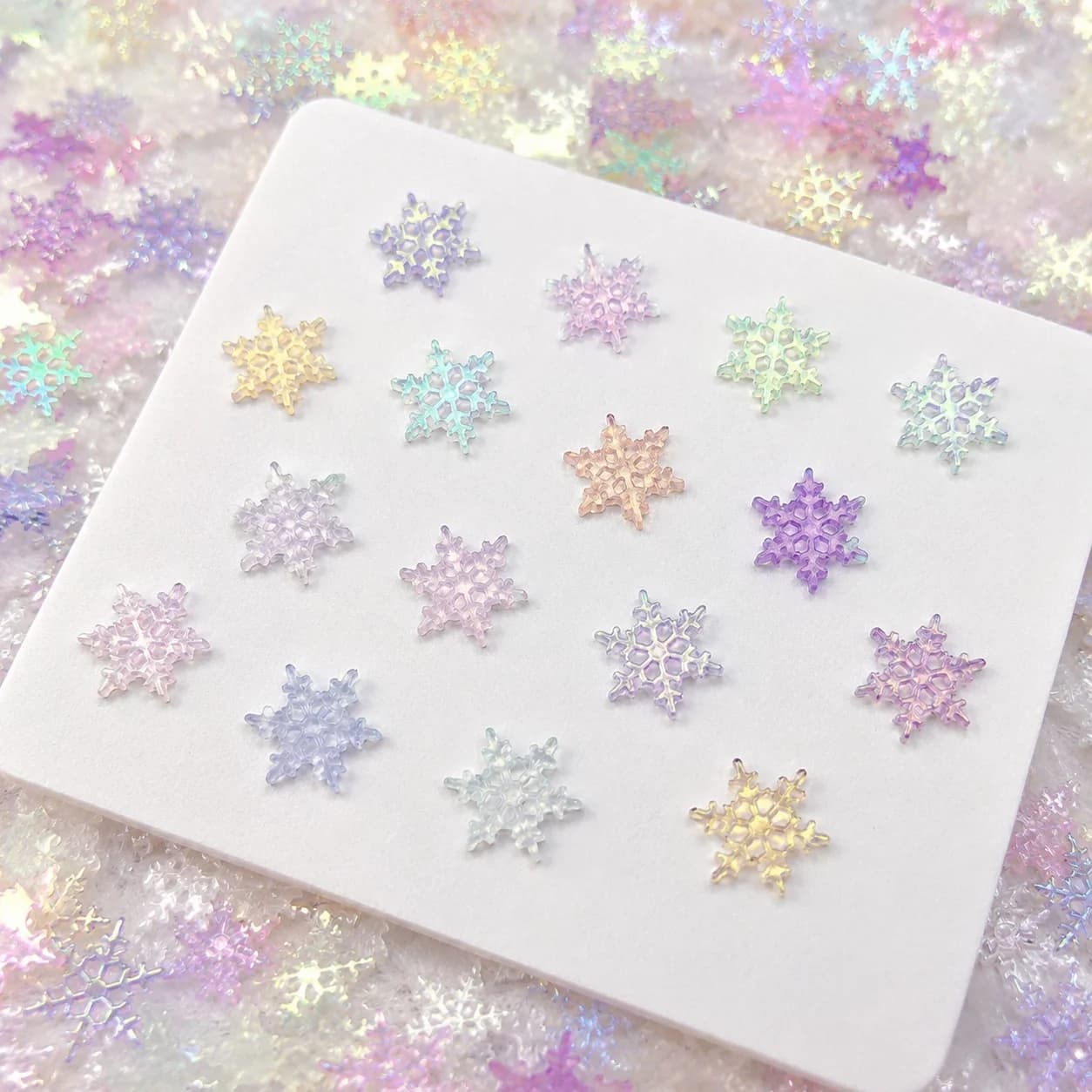20pcs Mini Luminous Snowflake Model Resin 10mm Iridescent Mixed Color DIY Jewelry Accessories Desktop Decor Craft Supplies