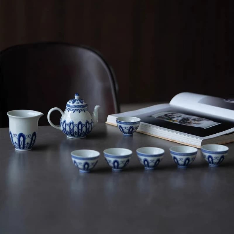 Hand painted blue and white exquisite ceramics office kung fu tea set