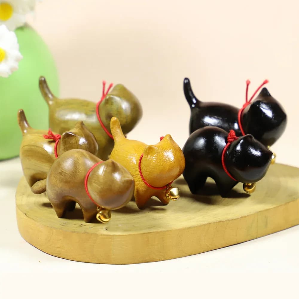 Bell Cat Figurine Cute Kitten Wooden Carved Lucky Cat Sandalwood Ornament Creative Birthday Gift For Men Women Craft Decor