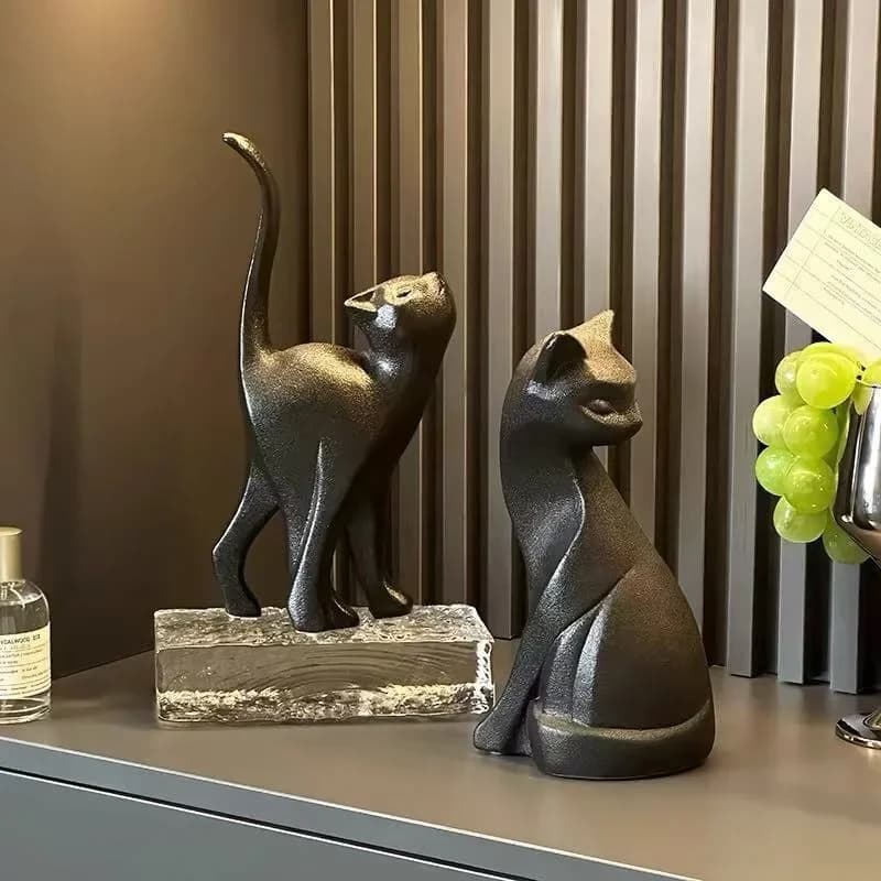 1PC Cat European Handicrafts Decorations Wine Cabinet Living Room TV Cabinet Resin Ornament Creative Room