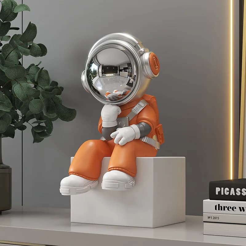 25cm Miniature Figurines Astronaut Statue Living Room Aesthetic Creative Interior Figures Art Sculpture Desk Home Decorations