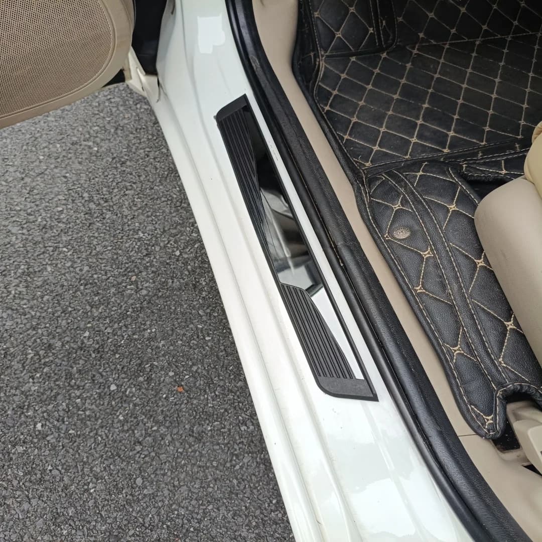 For Isuzu Mu-x Mux 2015-22 2023 2024 2025 Door Sill 3d Shell Kick Scuff Plate Protector Trim Guard Pedal Car Auto Part Supplies