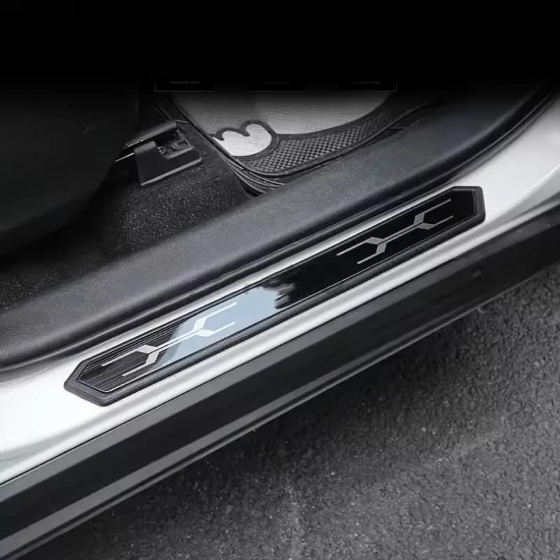 For Chery Jetour Traveler X70 X90 Plus 2023 2024 2025 Door Sill Protector Pedal Scuff Plate Cover Trims Car Styling Components
