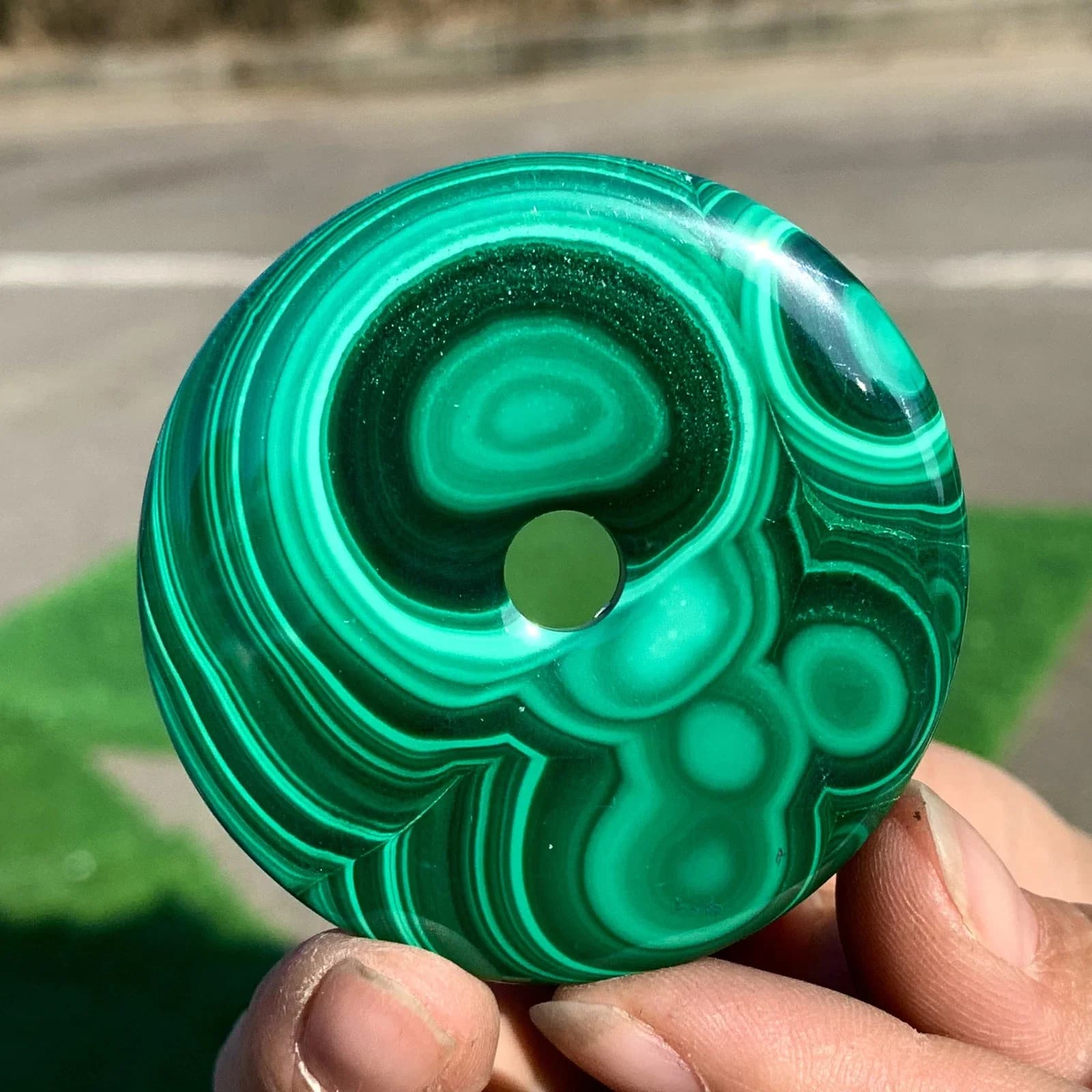 Natural Luster Malachite Transparent Round Pendant, Quartz Crystal Green Mineral Pendant, Mineral, Reiki, Therapeutic