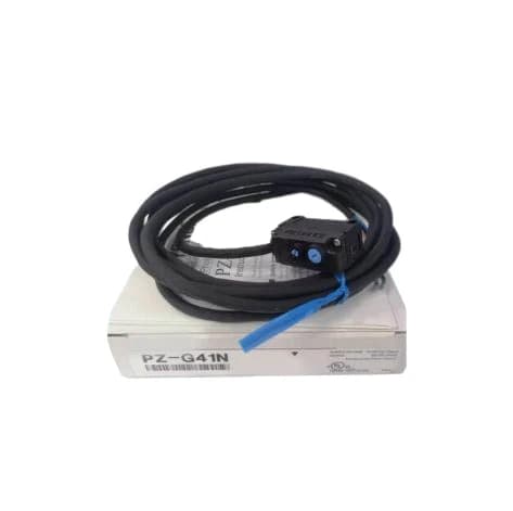 New Original PZ-G42N Square Reflective Cable Type PNP Output Photoelectric Sensor PZ-G42PN