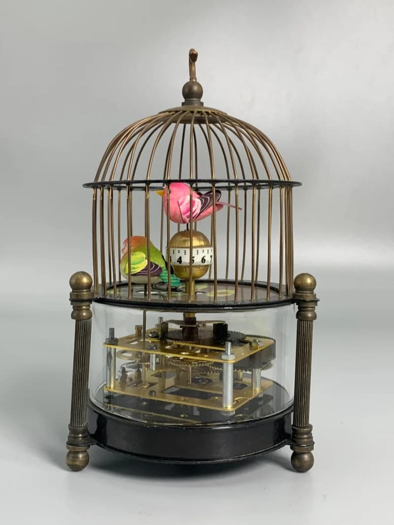 China Unique Decorations Round Birdcage Mechanical Copper Watch Ornament and Table Clock Ornament European Style Creative Gifts