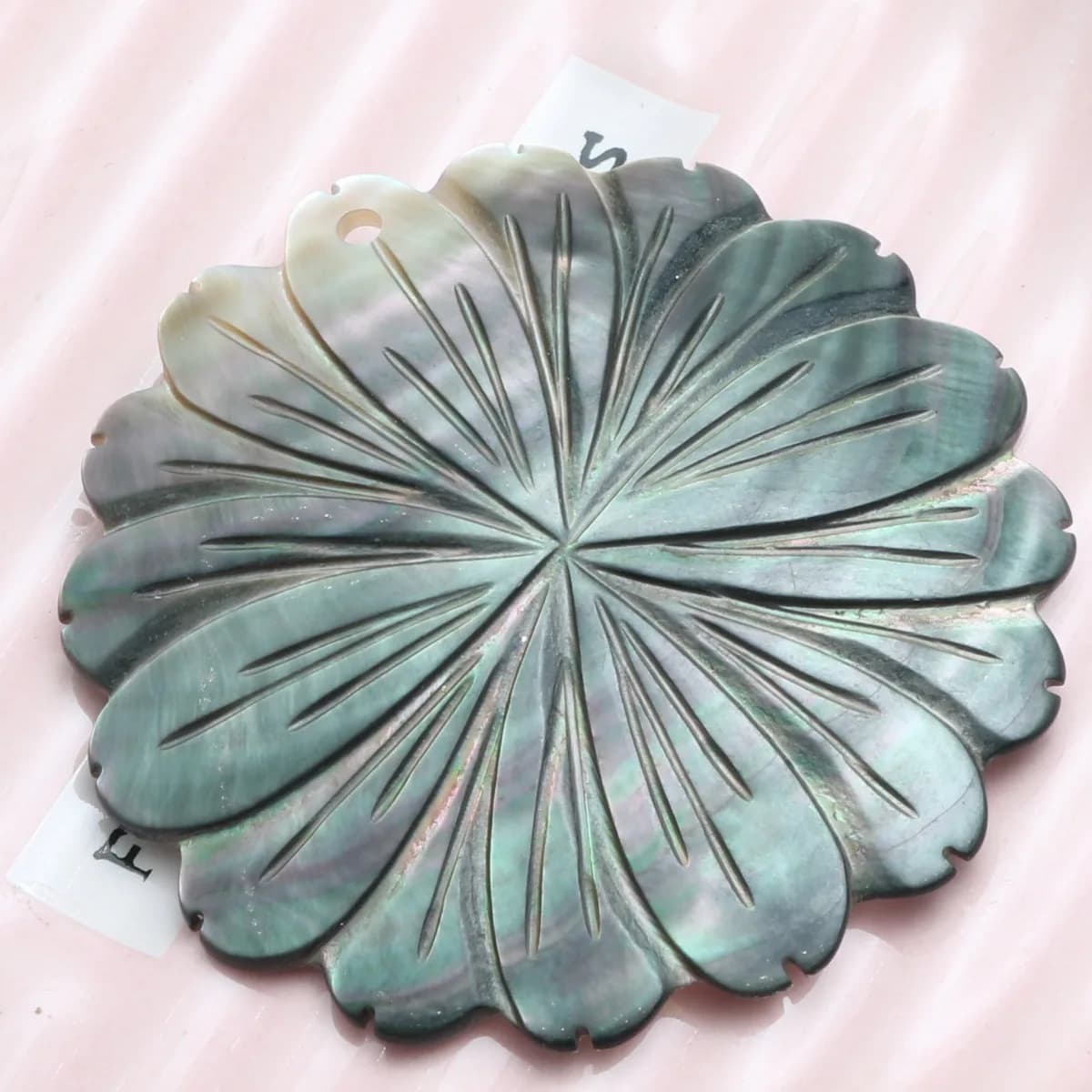 D9 50mm Natural Shell Carved Flower Bead for DIY Brooch Badge Black Mother Pearl Charms Jewelry Hair Clip Making Pendant Decor