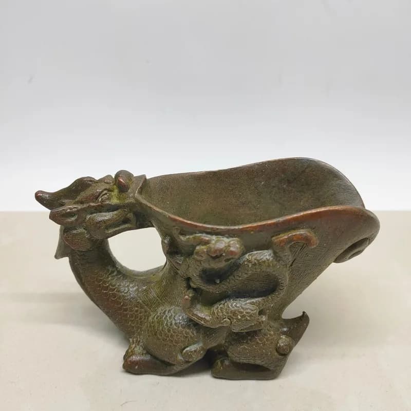 Antique-style alloy dragon head wine cup, distressed purple copper color craft item