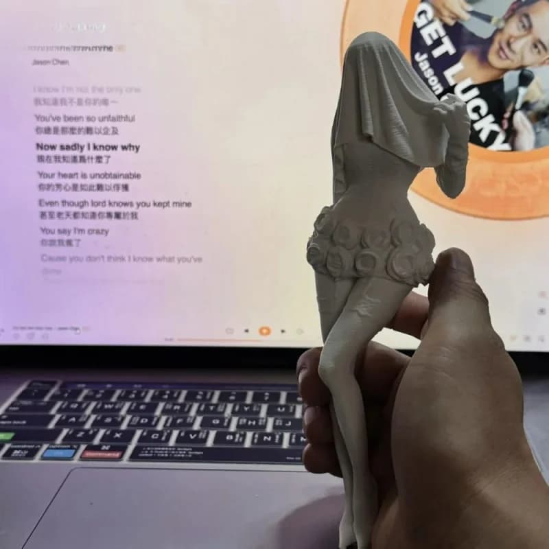 20cm sexy rose chiffon dress girl figurine - 3D printed white mold - trendy collectible item, requires self-coloring