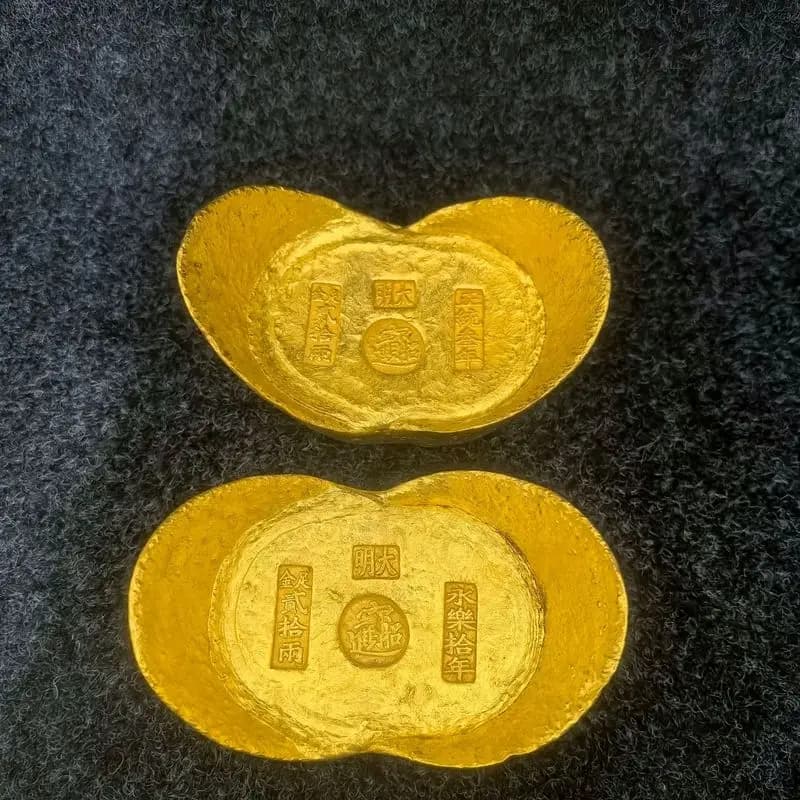 Solid cast Ming Dynasty 1.0kg ingot gold bar decoration
