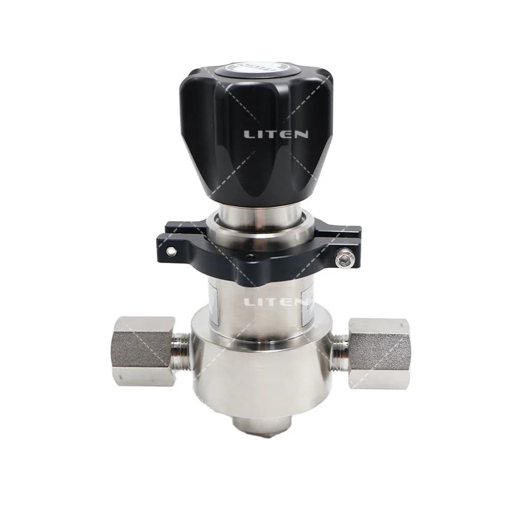 Tescom Type 44-1312-2082 Pressure Reducing Regulator Inlet 4500psi Outlet 0-300 PSIG 3/4 Npt 316 Stainless Steel for Hydrogen