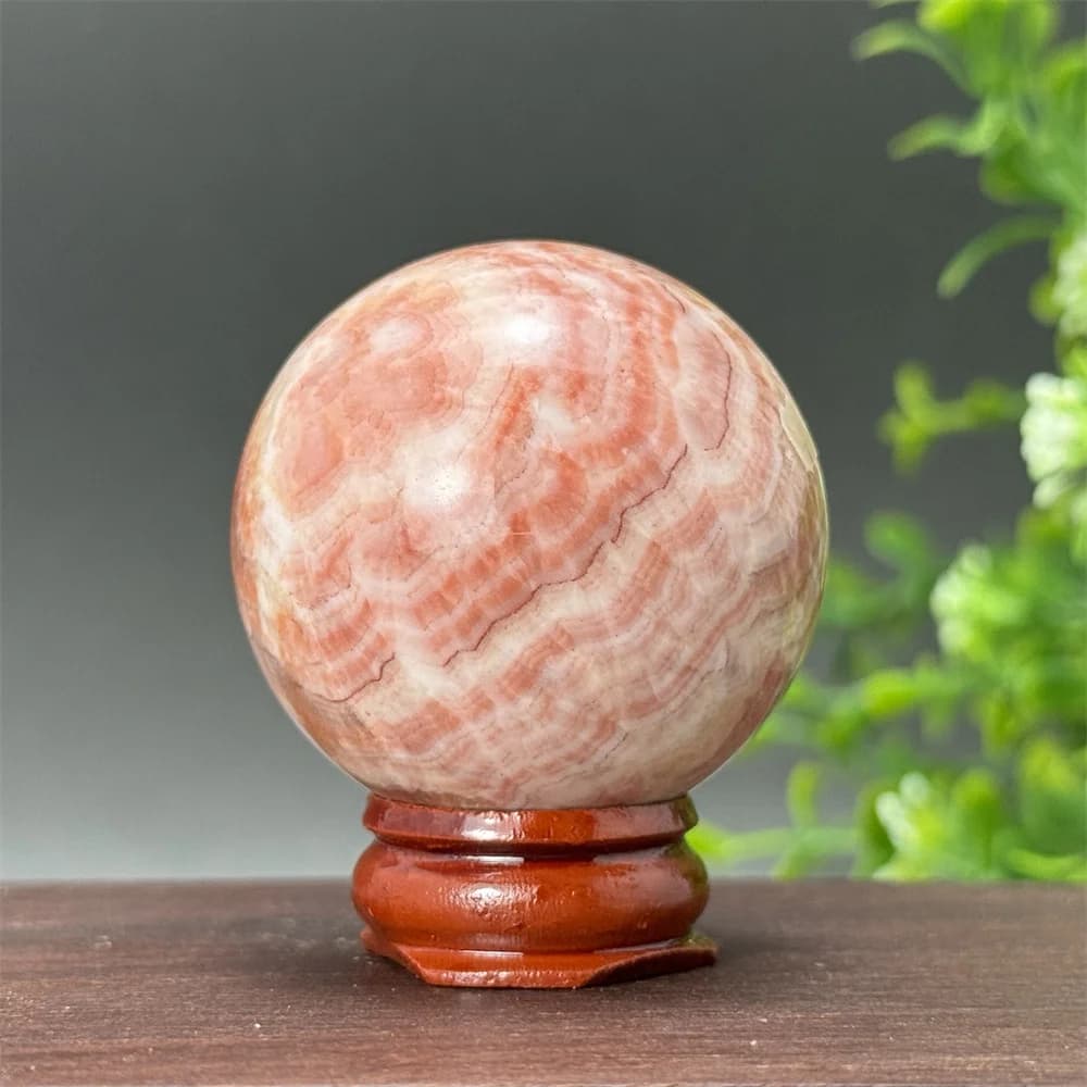 Natural Gemstone Pork Quartz Crystal Ball Healing Aura Witchcraft Meditation Energy Sacrifice Home Decoration Ornaments