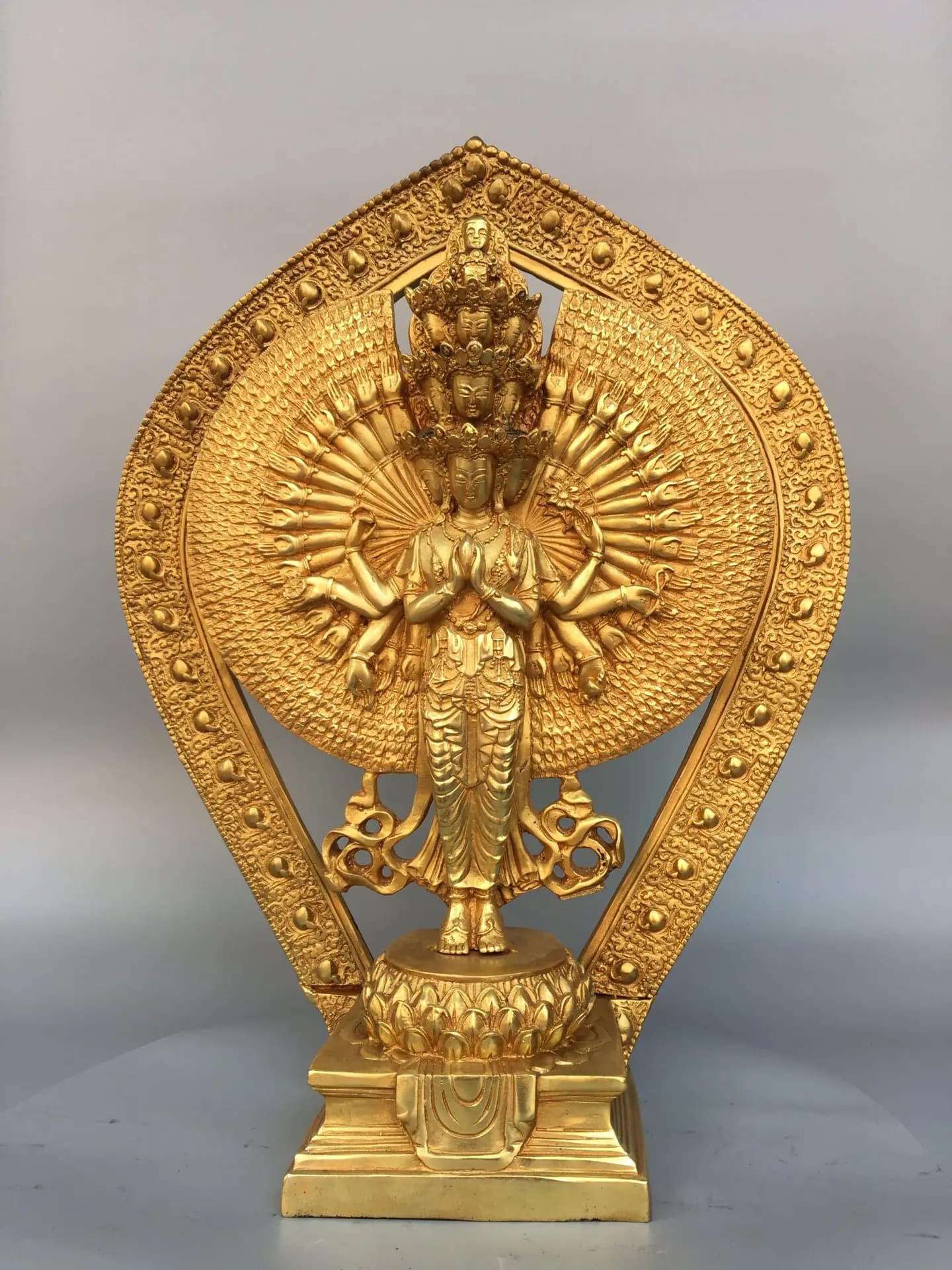 16"Tibetan Temple Collection Old Bronze Gilded 1000 arm Guanyin standing Buddha  Backlit Lotus Buddha Terrace Worship Hall